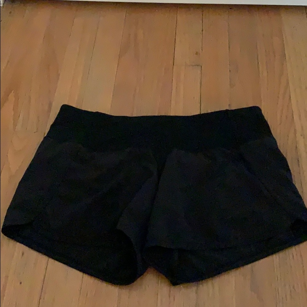 lululemon black shorts